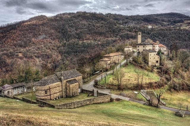 Ostello Podesteria Di Gombola Polinago Exterior foto